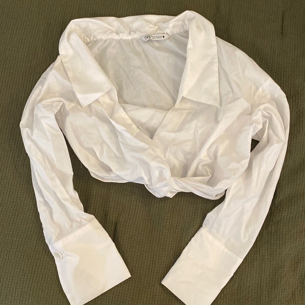Off shoulder white crop top